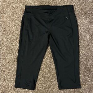 Black Capri Athletic Wear